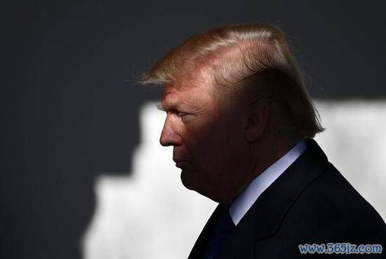 配资实盘正规平台 重磅炸弹砸头顶, 美首次承认特朗普怕了, 将被迫继续向中国认怂